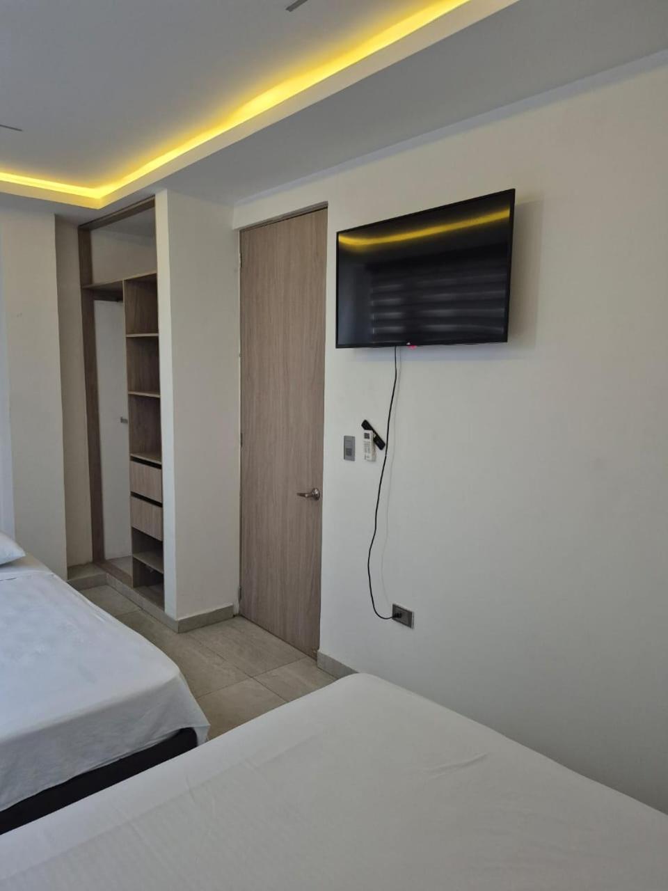 Sky Towers Hotel Cucuta Bagian luar foto